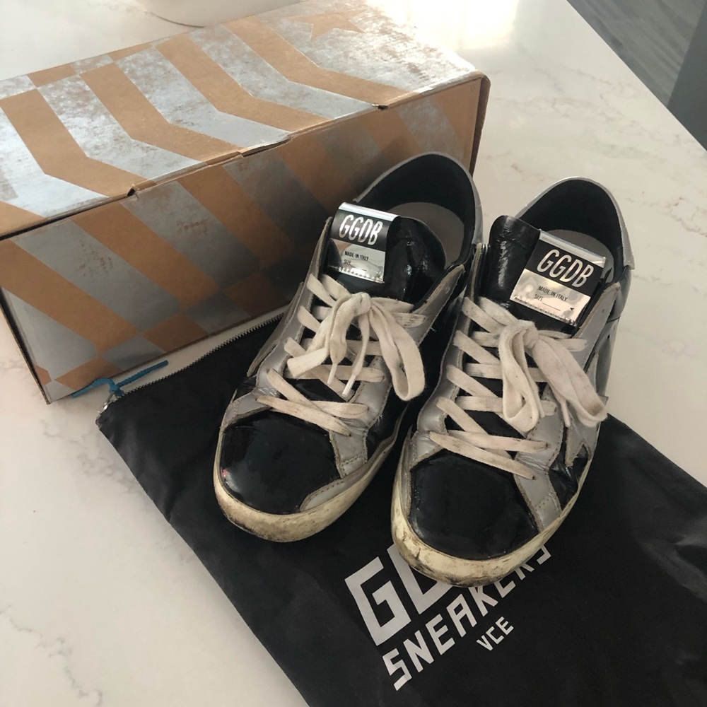 GOLDEN GOOSE BLACK SNEAKERS W DUST BAG AND BOX